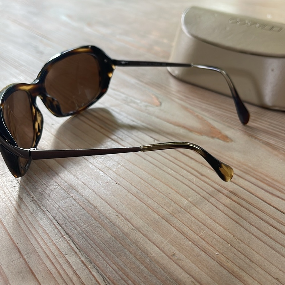 Oliver Peoples frames. - Picture 4 of 8